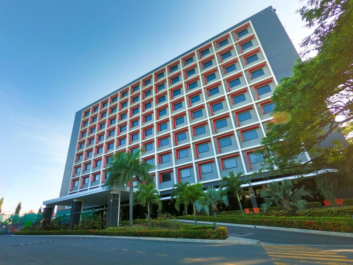 Holiday Inn Express Port Moresby By Ihg Dış mekan fotoğraf